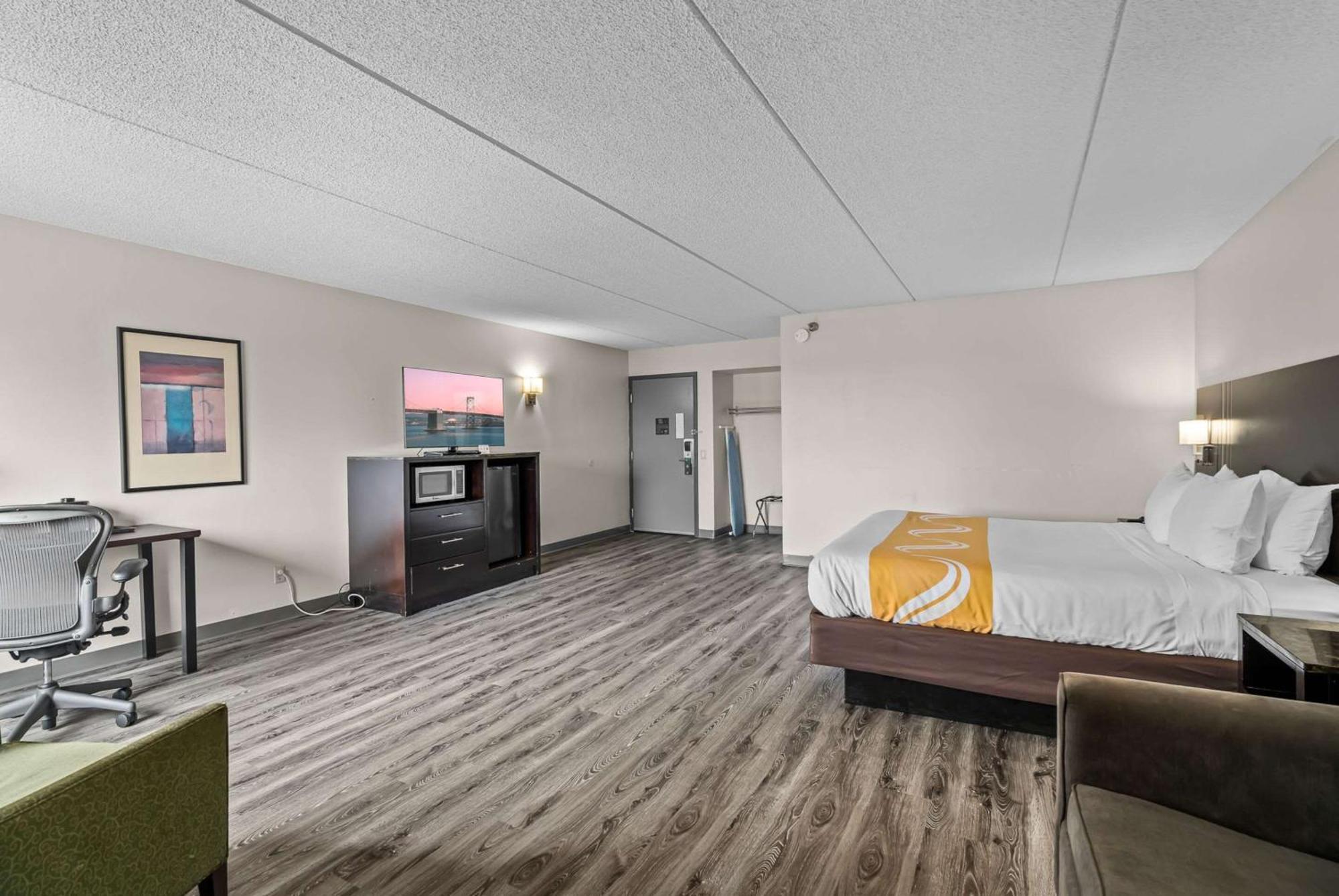 Quality Inn & Suites Mall Of America - Msp Airport Bloomington Exterior foto